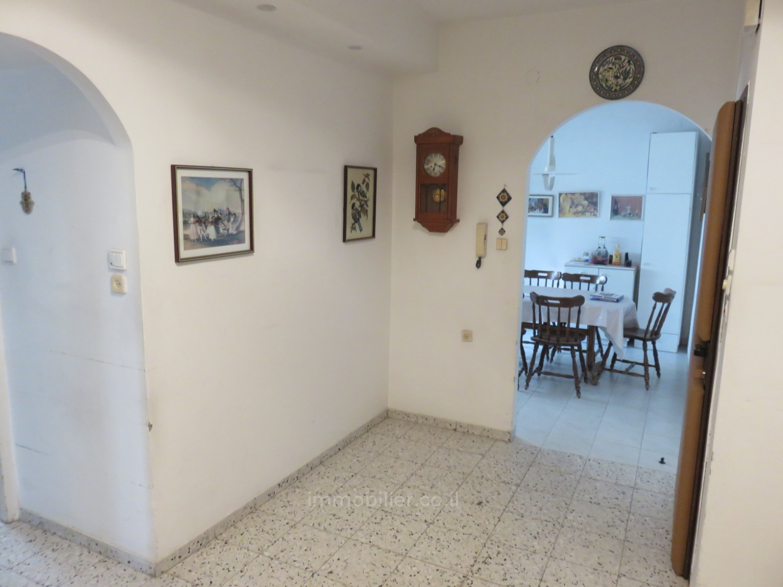 Apartamento 3.5 cômodos Jerusalém Rasko 245-IBL-1787