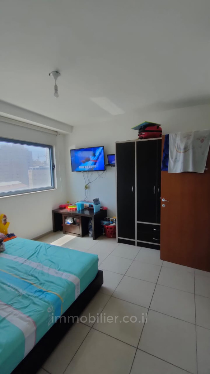 Apartamento 2 cômodos Jerusalém Centro da cidade 245-IBL-1789