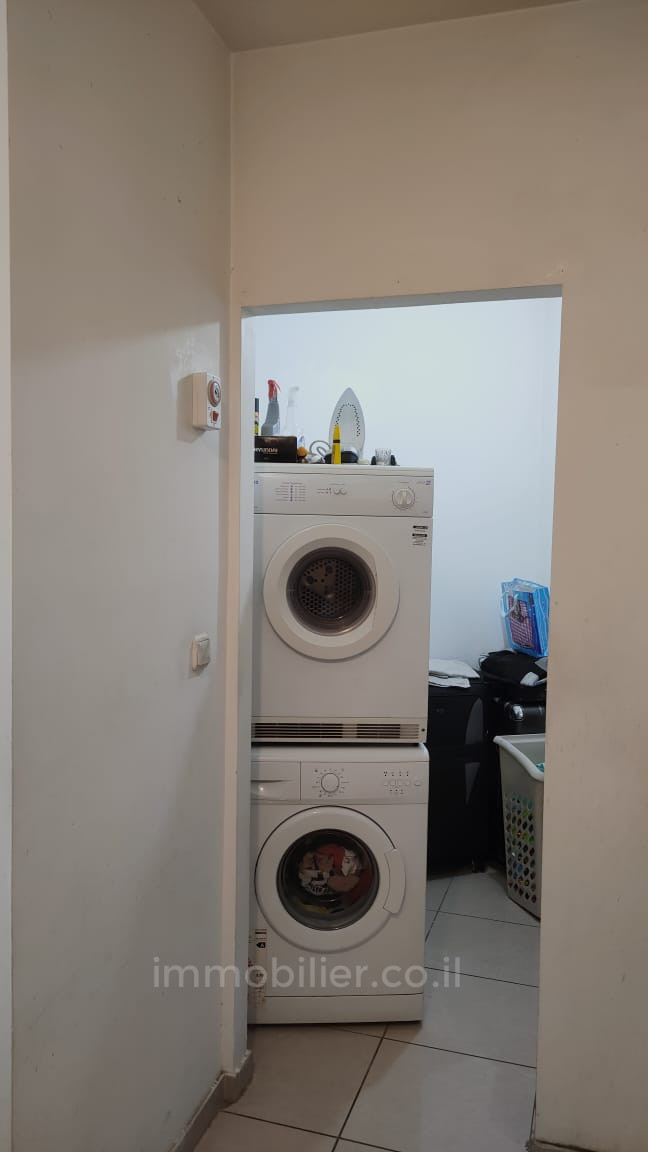 Apartamento 2 cômodos Jerusalém Centro da cidade 245-IBL-1789