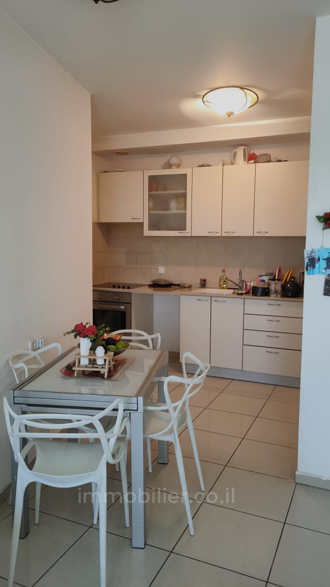 Apartamento 2 cômodos Jerusalém Centro da cidade 245-IBL-1789