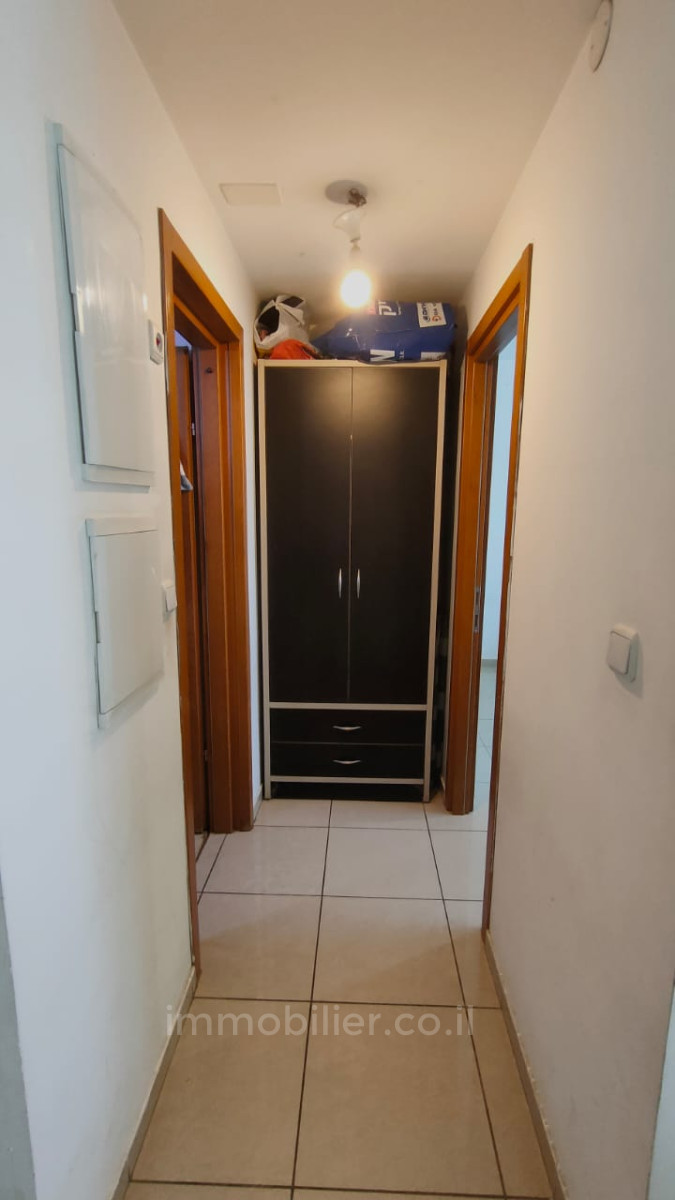 Apartamento 2 cômodos Jerusalém Centro da cidade 245-IBL-1789