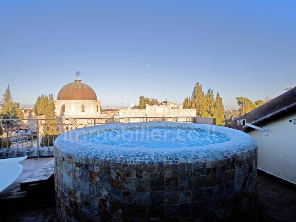 Casarão 8 cômodos Jerusalém Centro da cidade 245-IBL-1794