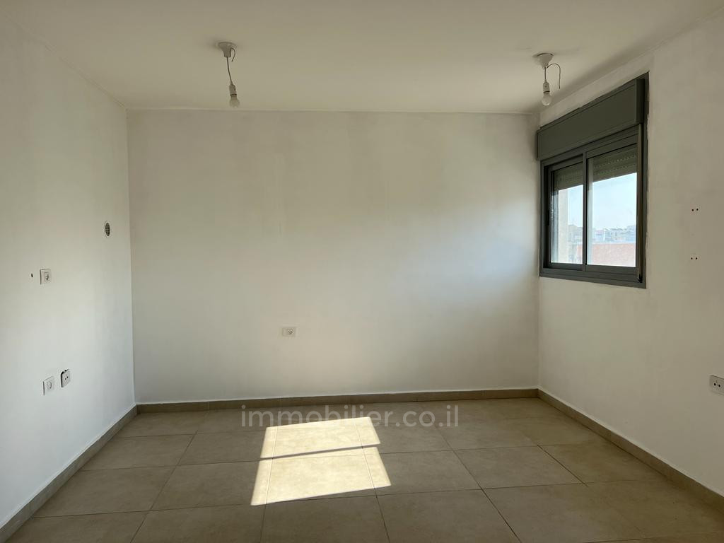 Apartamento 2 cômodos Tel Aviv Florentine 245-IBL-1795