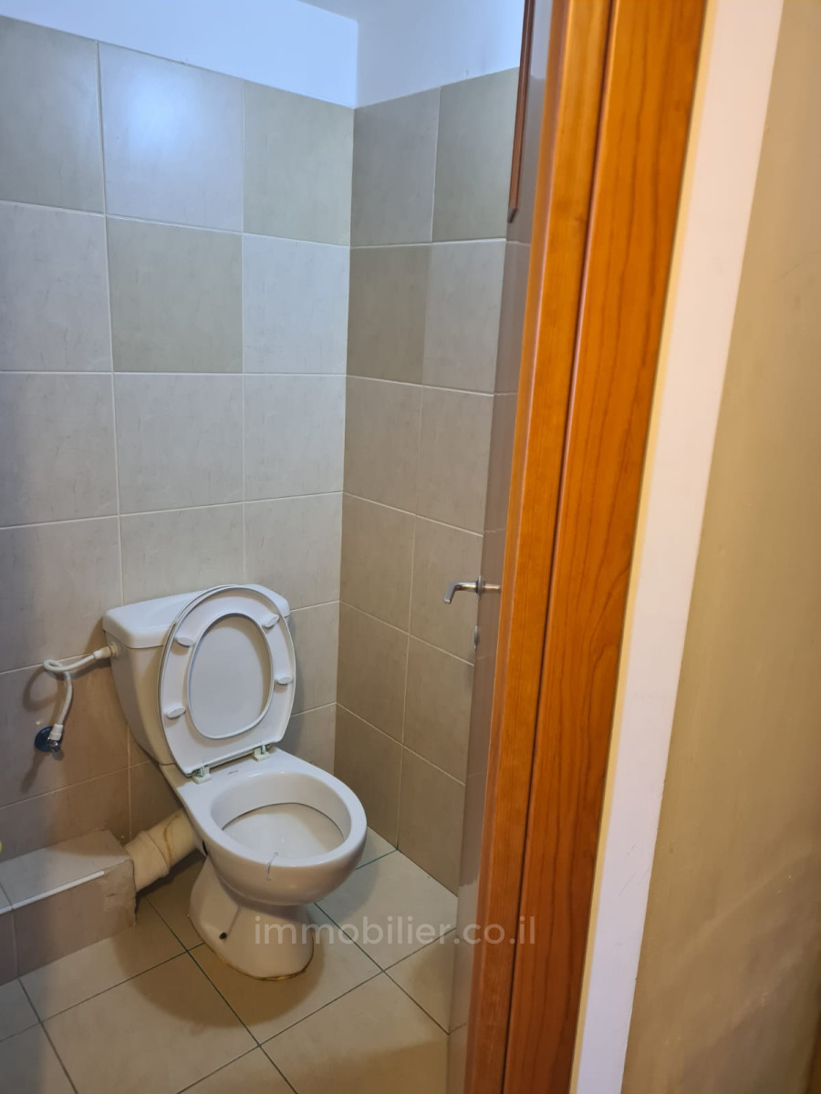 Apartamento 2 cômodos Jerusalém Centro da cidade 245-IBL-1796