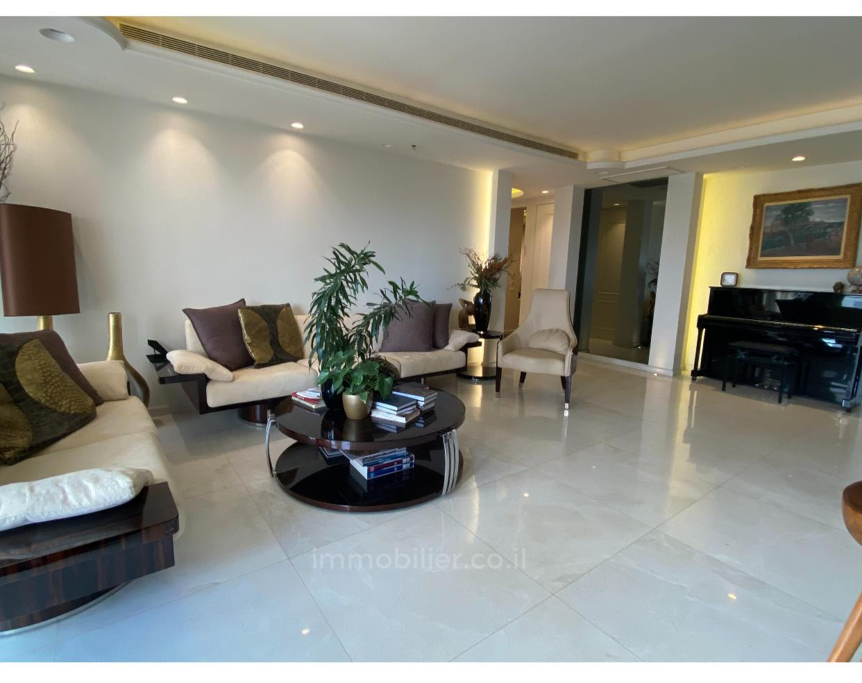 Apartamento 4 cômodos Jerusalém Talbieh 245-IBL-1798