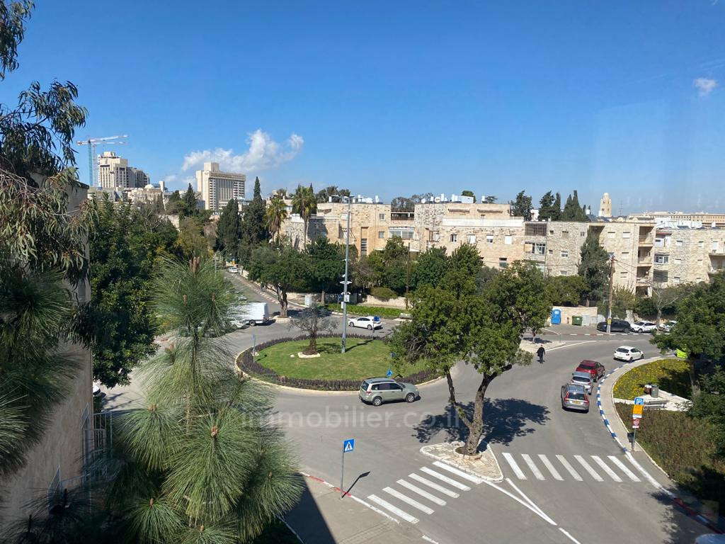 Apartamento 4 cômodos Jerusalém Talbieh 245-IBL-1800