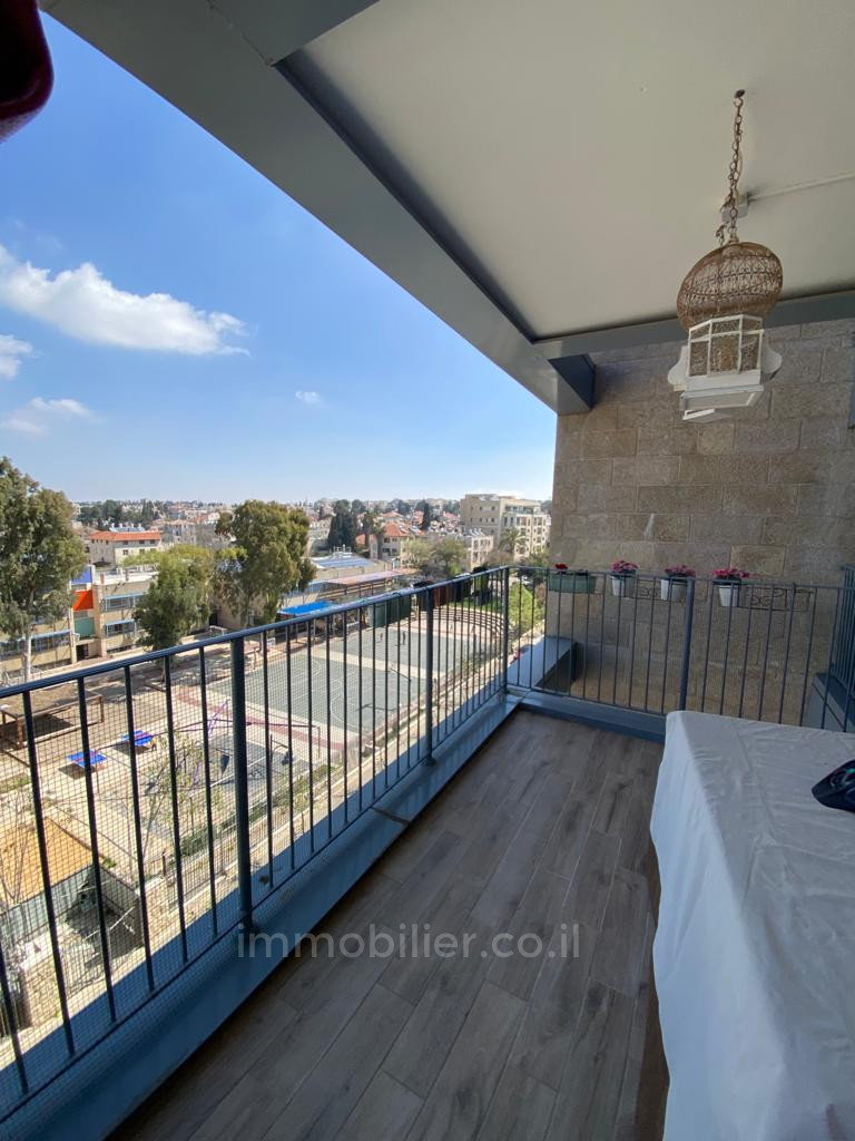 Apartamento 4 cômodos Jerusalém Baka 245-IBL-1801