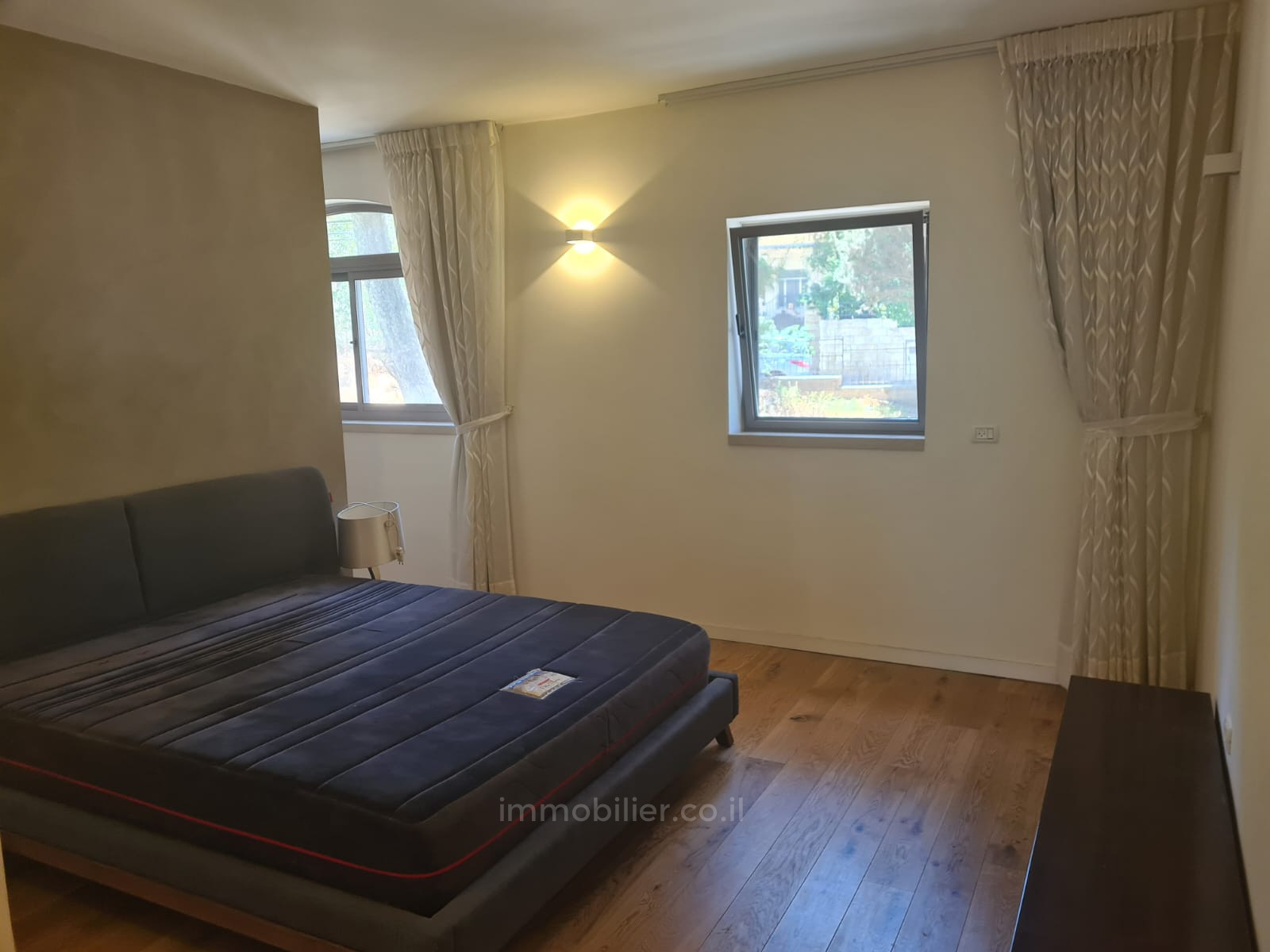 Apartamento 3 cômodos Jerusalém Abu Tor 245-IBL-1812