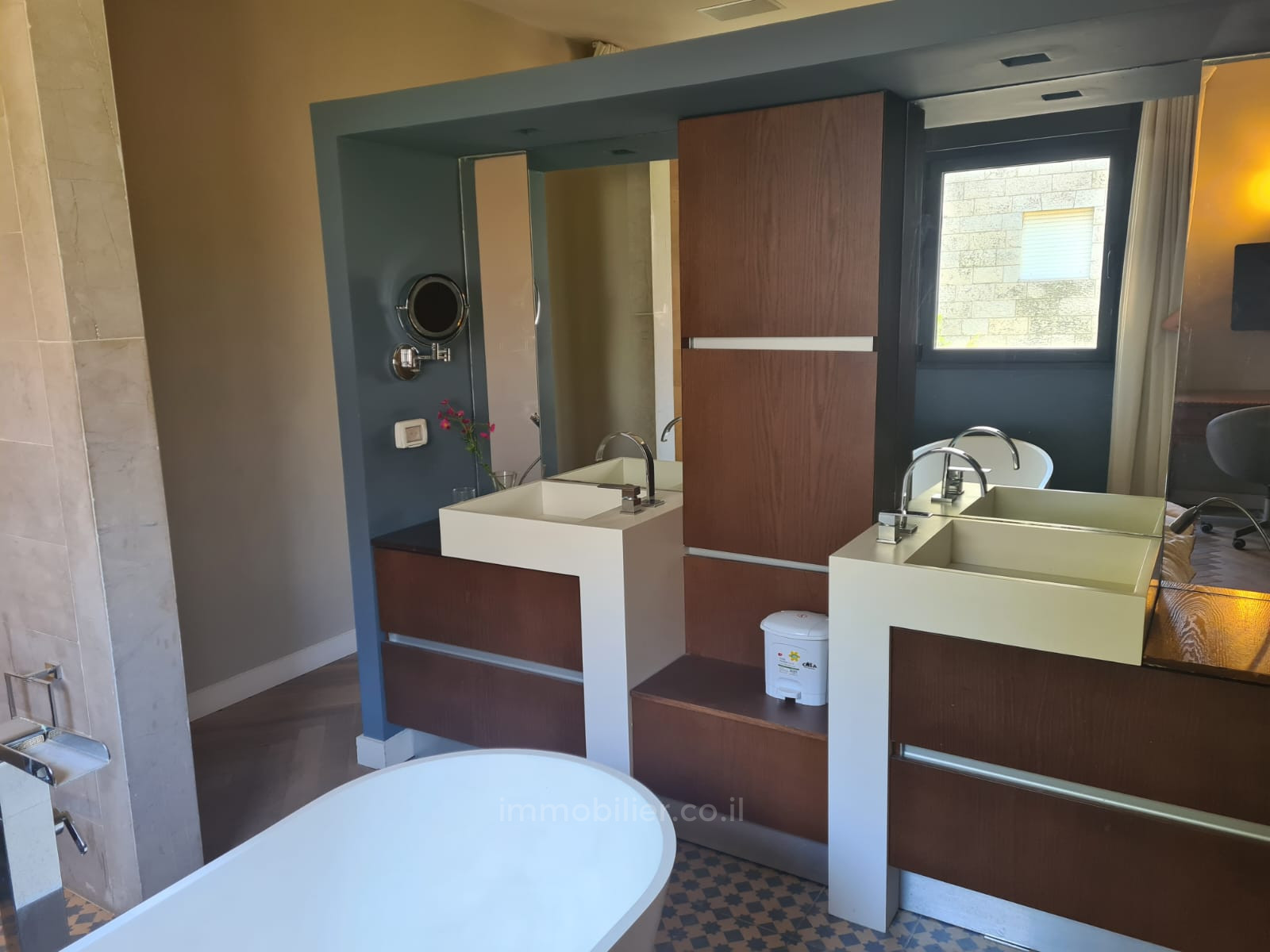 Cobertura 2 cômodos Jerusalém Baka 245-IBL-1817