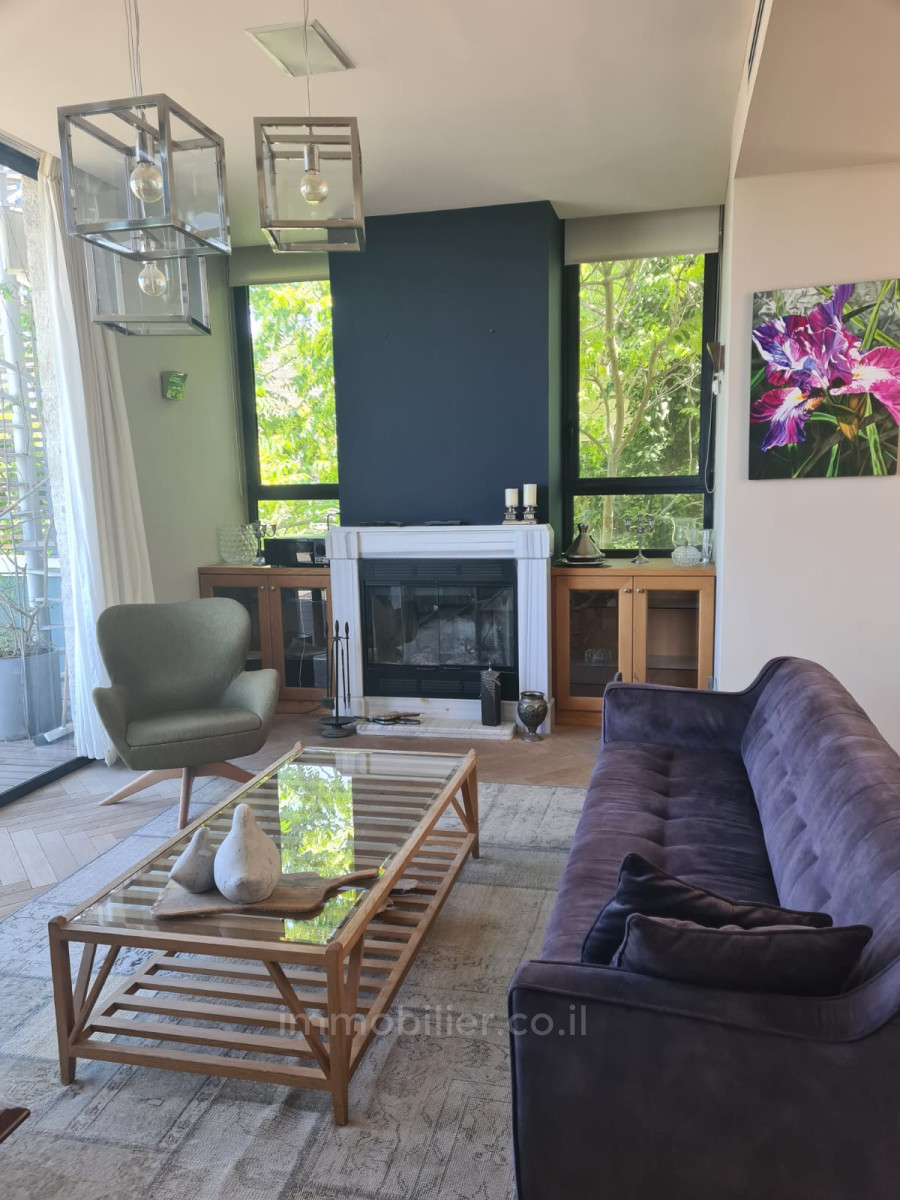 Cobertura 2 cômodos Jerusalém Baka 245-IBL-1817