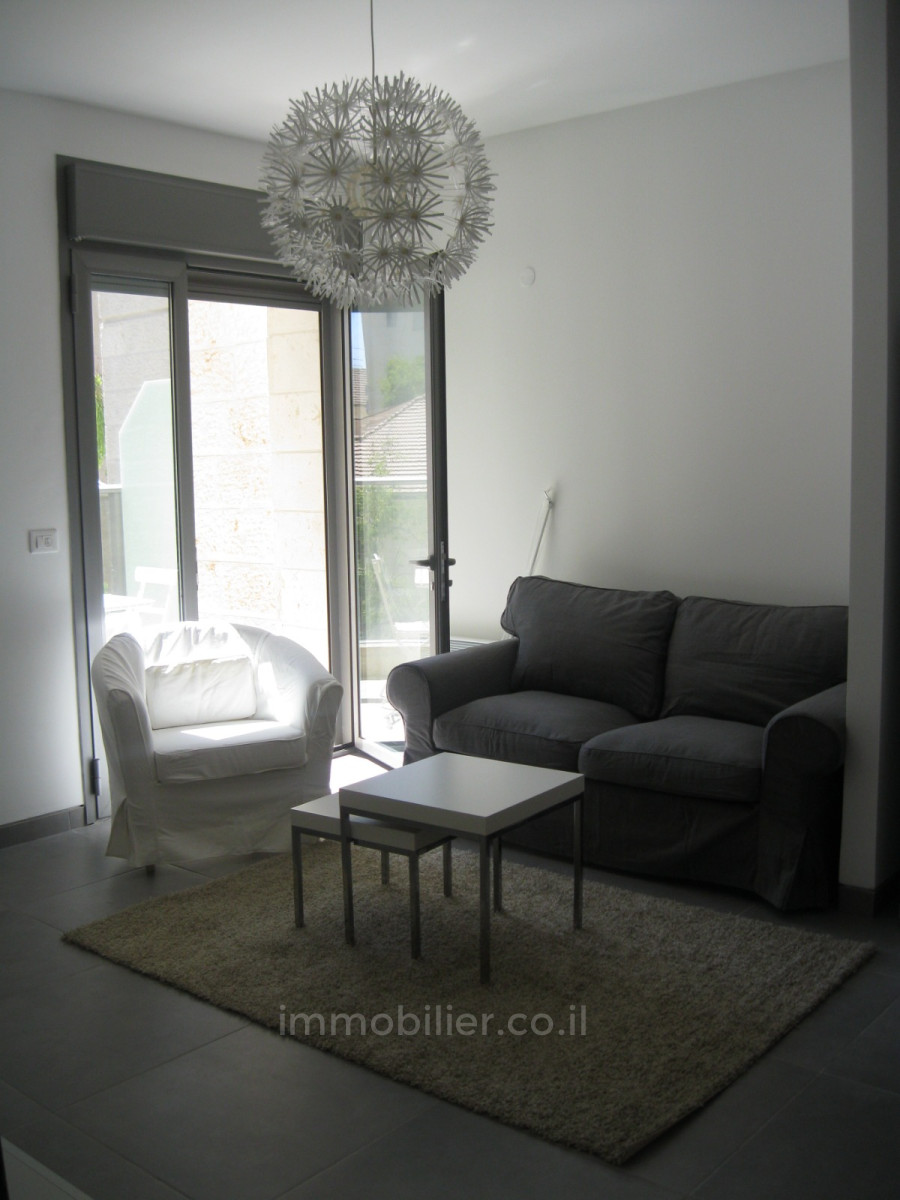 Apartamento 2.5 cômodos Jerusalém Centro da cidade 245-IBL-1818