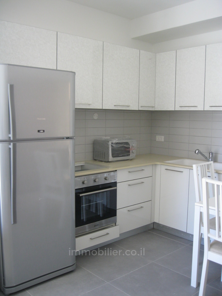 Apartamento 2.5 cômodos Jerusalém Centro da cidade 245-IBL-1818