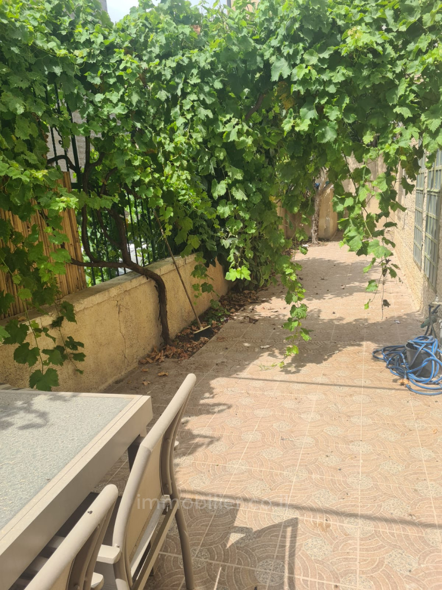 Apartamento 4 cômodos Jerusalém Musrara 245-IBL-1823