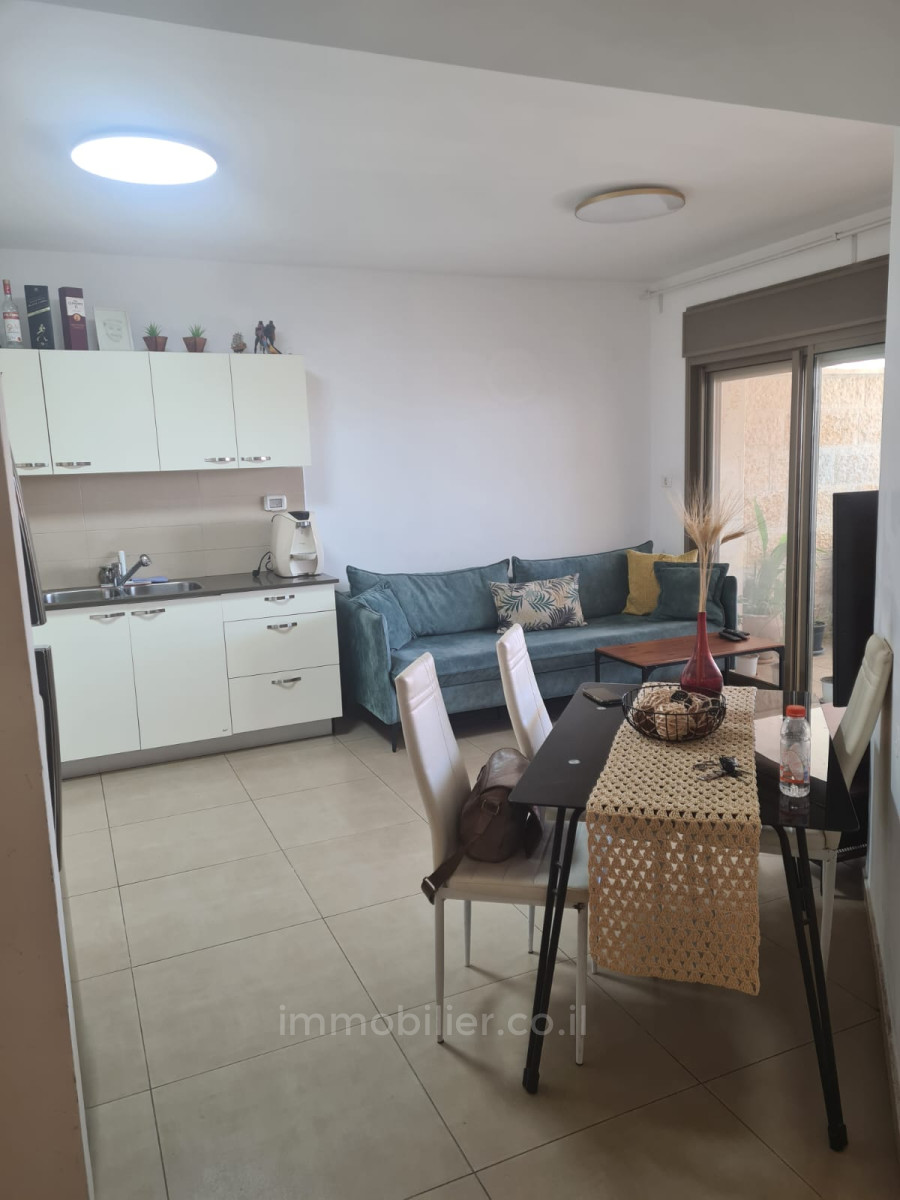 Apartamento 3 cômodos Jerusalém Kiryat haleum 245-IBL-1826