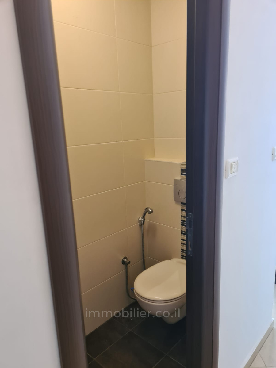 Apartamento 2.5 cômodos Jerusalém Abu Tor 245-IBL-1827