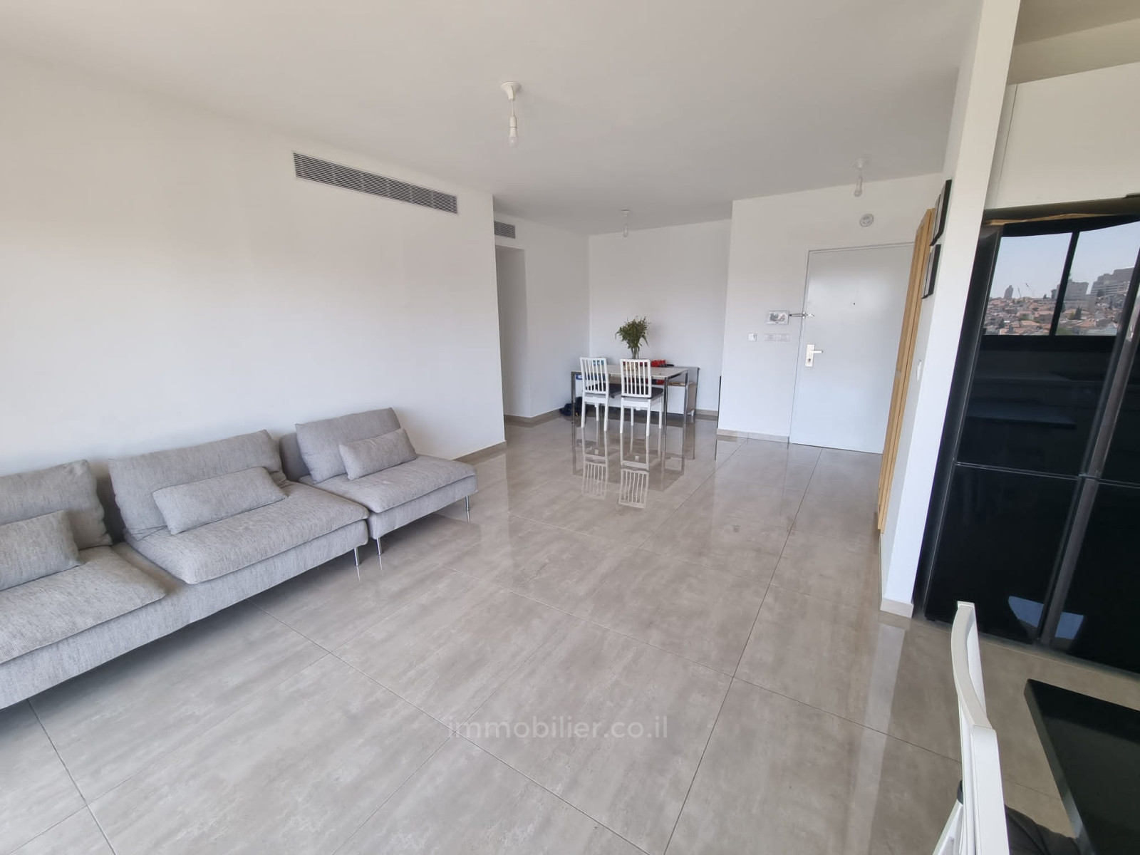Apartamento 3 cômodos Jerusalém Kiryat haleum 245-IBL-1829