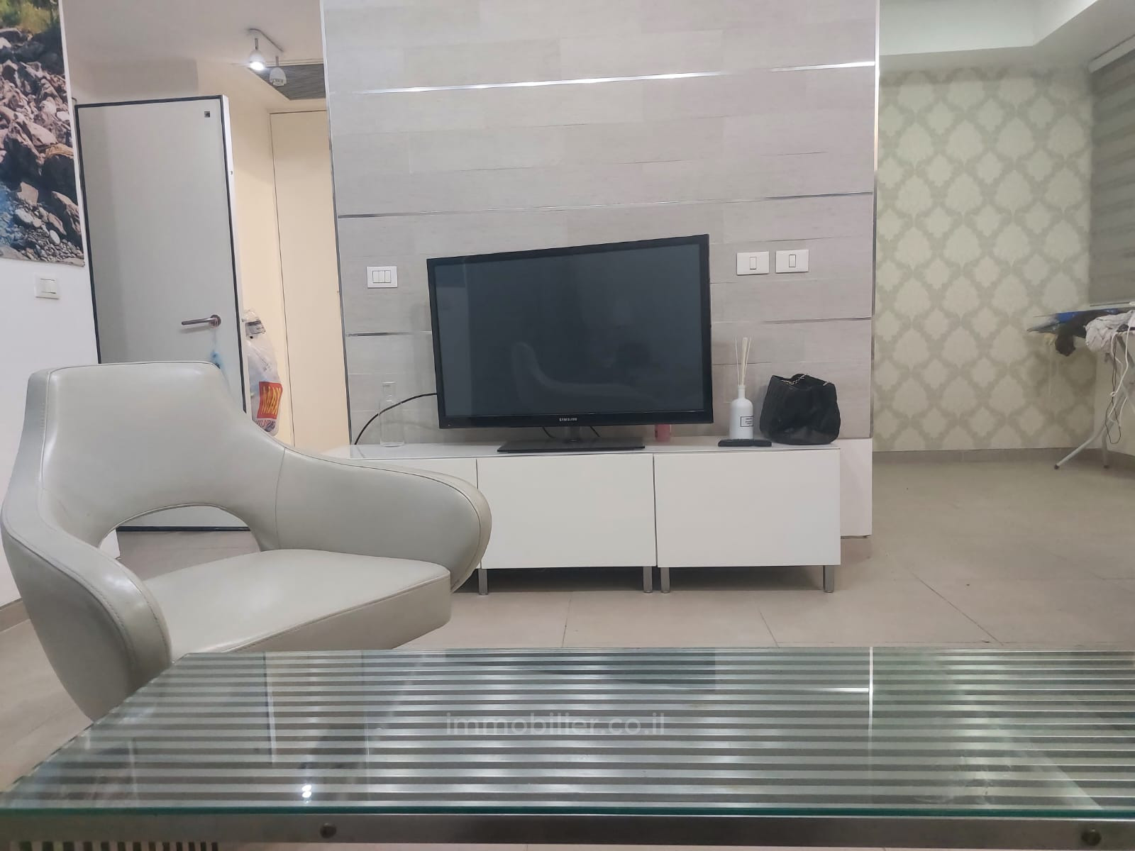 Apartamento 2.5 cômodos Jerusalém Centro da cidade 245-IBL-1830