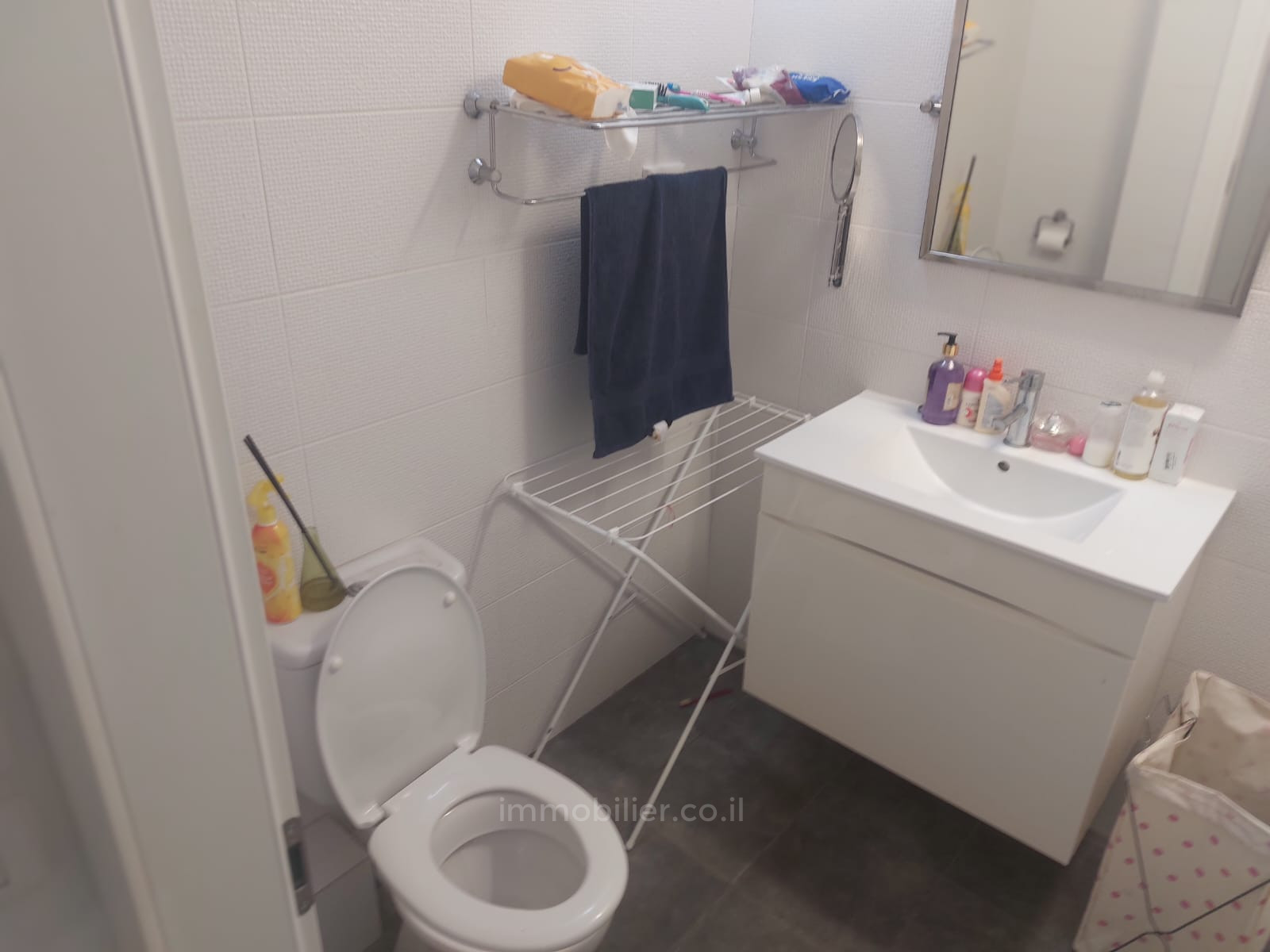 Apartamento 2.5 cômodos Jerusalém Centro da cidade 245-IBL-1830