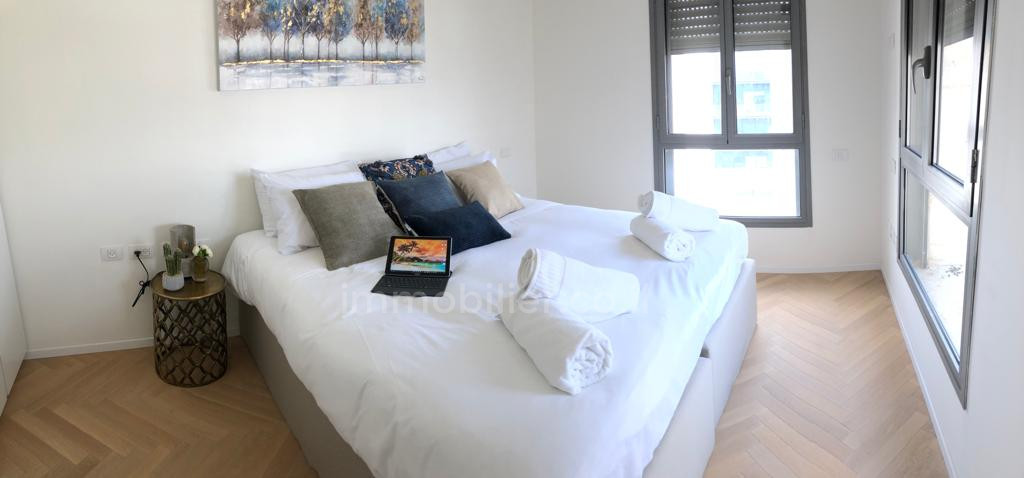 Cobertura 5 cômodos Jerusalém Centro da cidade 245-IBL-1832