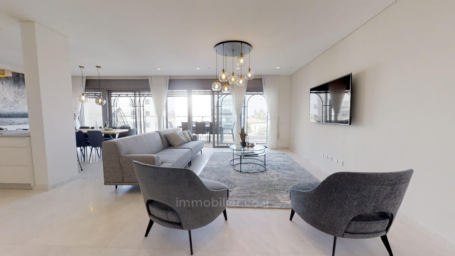 Cobertura 5 cômodos Jerusalém Centro da cidade 245-IBL-1832