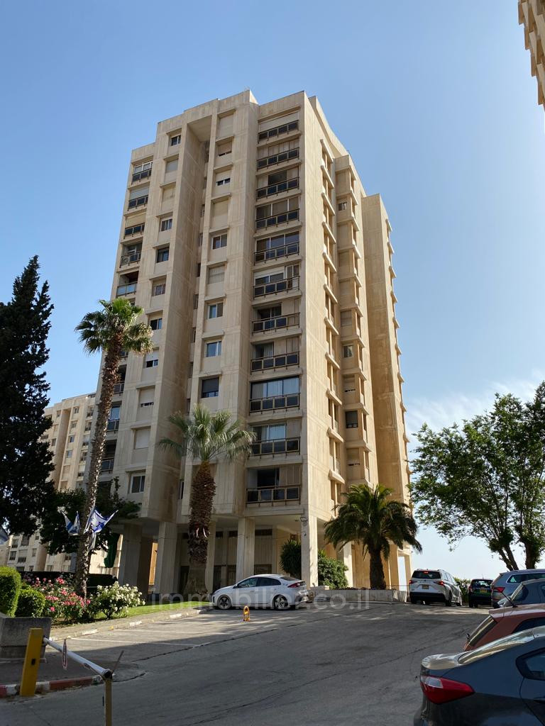 Apartamento 4 cômodos Jerusalém Chaare Hessed 245-IBL-1835