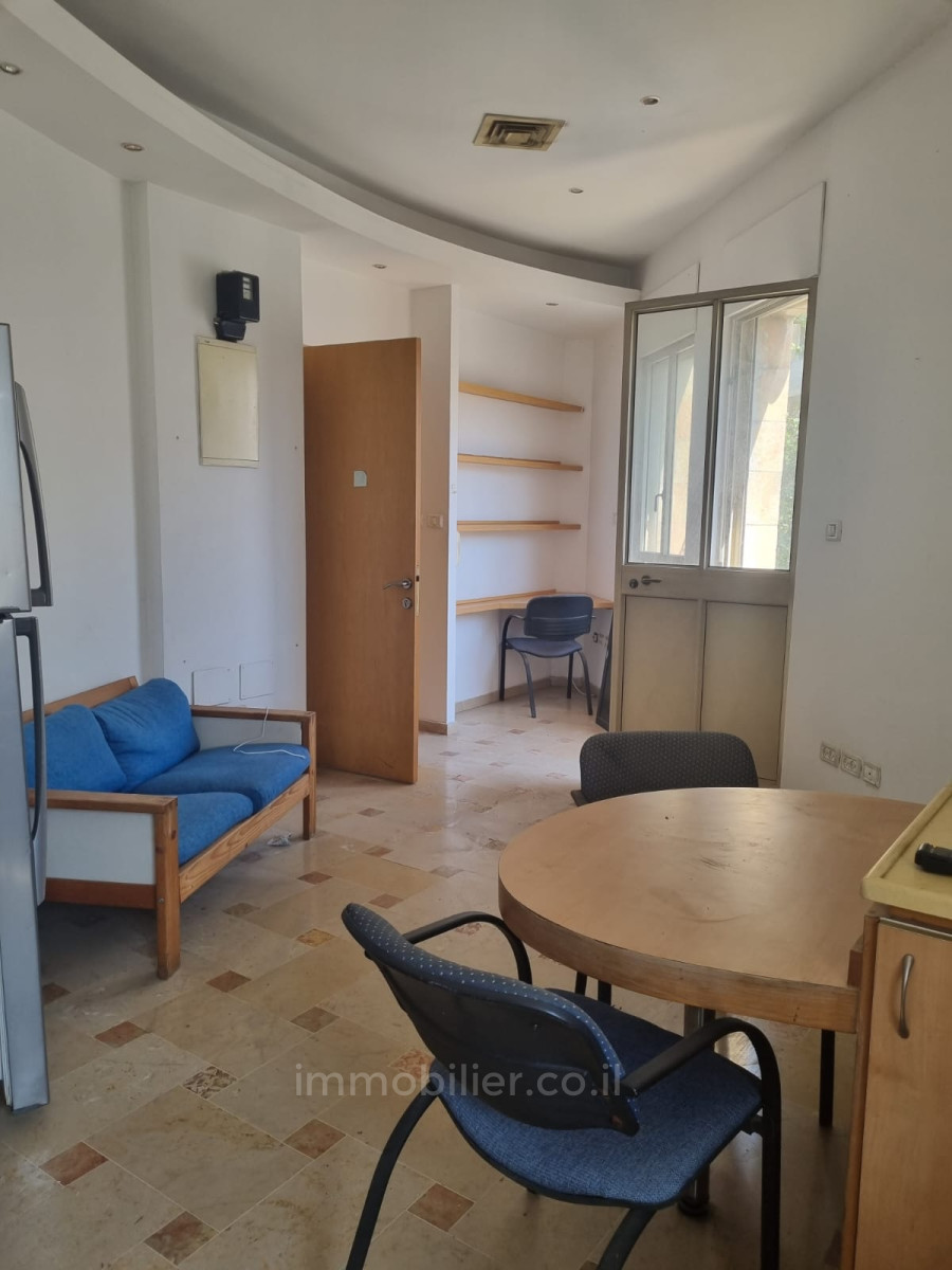 Apartamento 2 cômodos Jerusalém Centro da cidade 245-IBL-1838