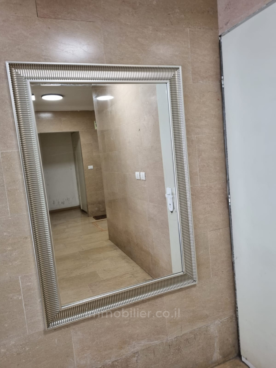 Apartamento 2 cômodos Tel Aviv Florentine 245-IBL-1847