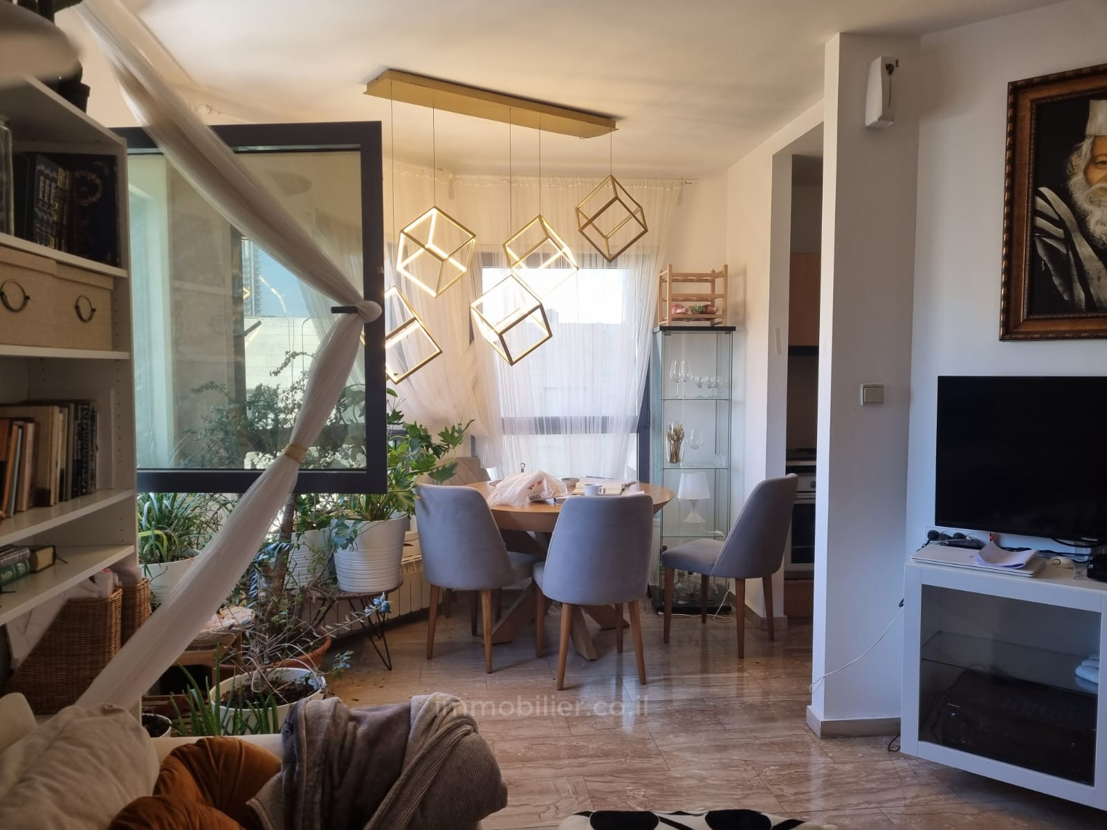 Apartamento 3 cômodos Jerusalém Centro da cidade 245-IBL-1848
