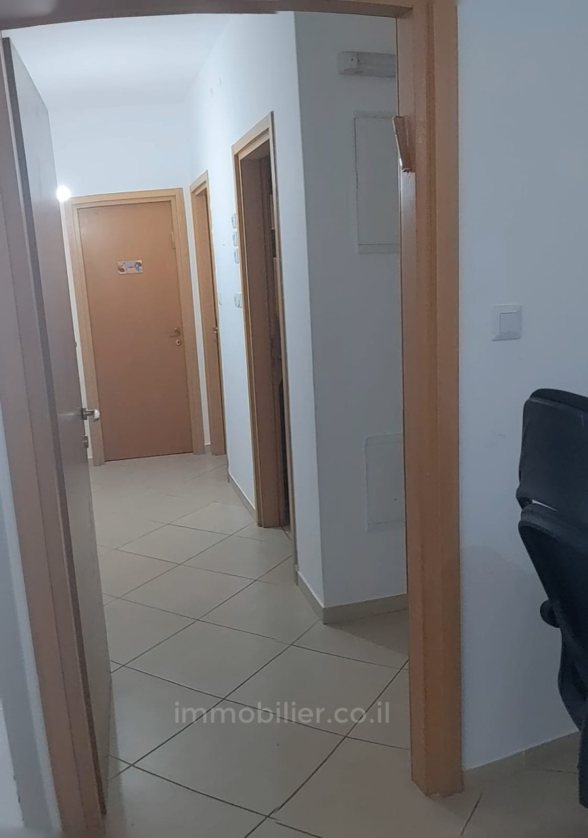 Apartamento 4 cômodos Jerusalém Arnona 245-IBL-1854