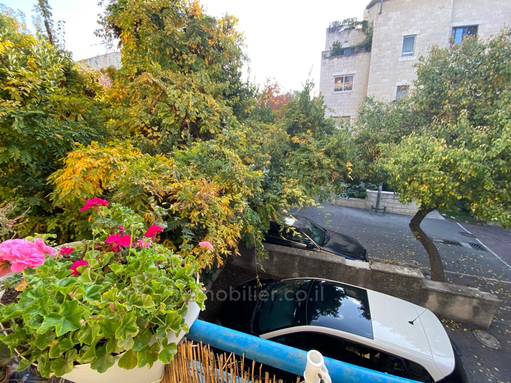 Apartamento 4 cômodos Jerusalém  245-IBL-1856