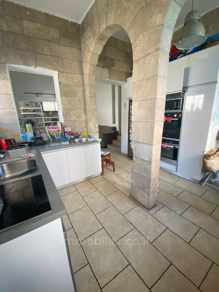 Apartamento 3.5 cômodos Jerusalém Arnona 245-IBL-1858
