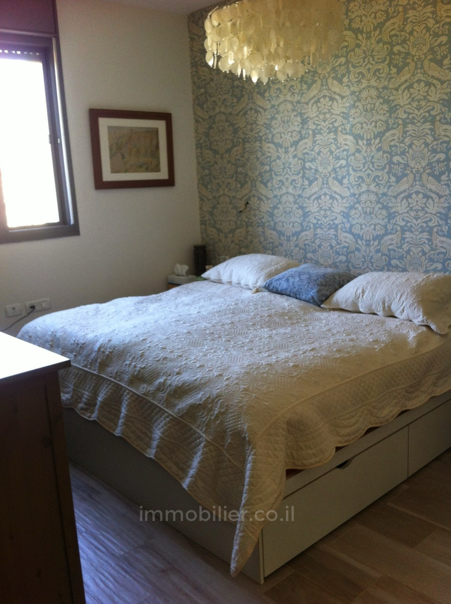 Apartamento 5 cômodos Jerusalém Katamon hayeshana 245-IBL-1879