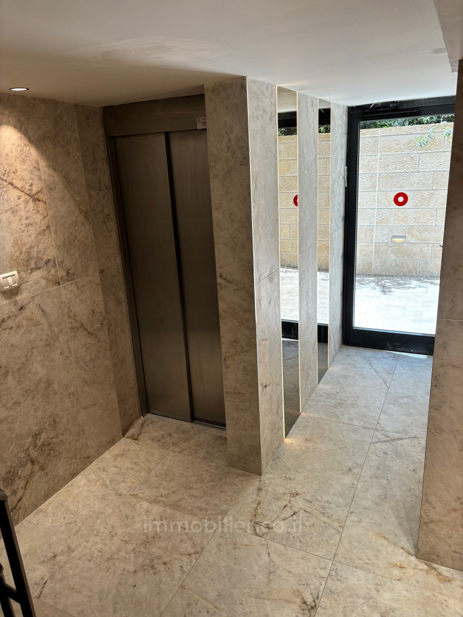 Apartamento 4 cômodos Jerusalém Kiryat Moshe 245-IBL-1892