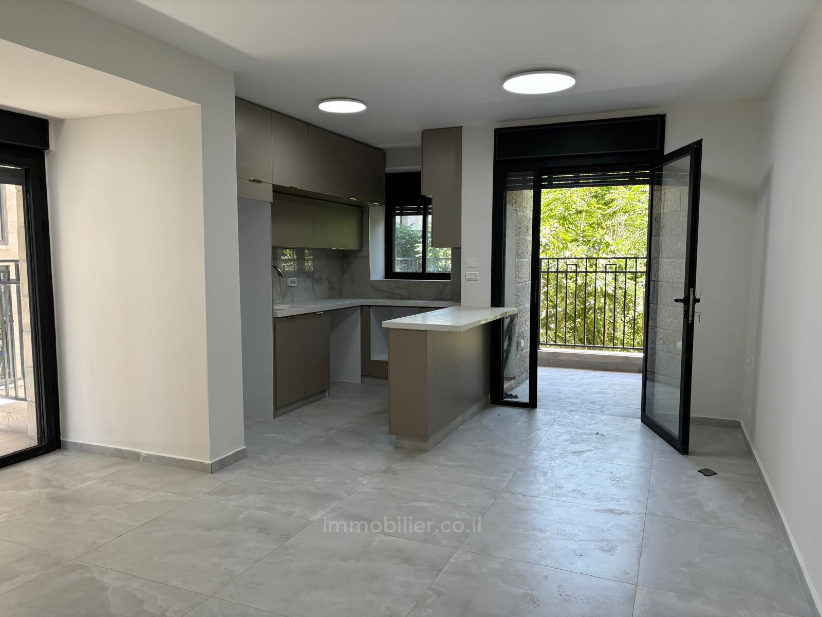 Apartamento 4 cômodos Jerusalém Kiryat Moshe 245-IBL-1892