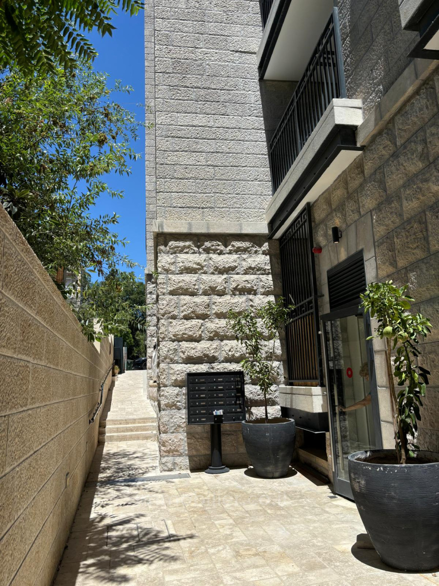 Apartamento 4 cômodos Jerusalém Kiryat Moshe 245-IBL-1892
