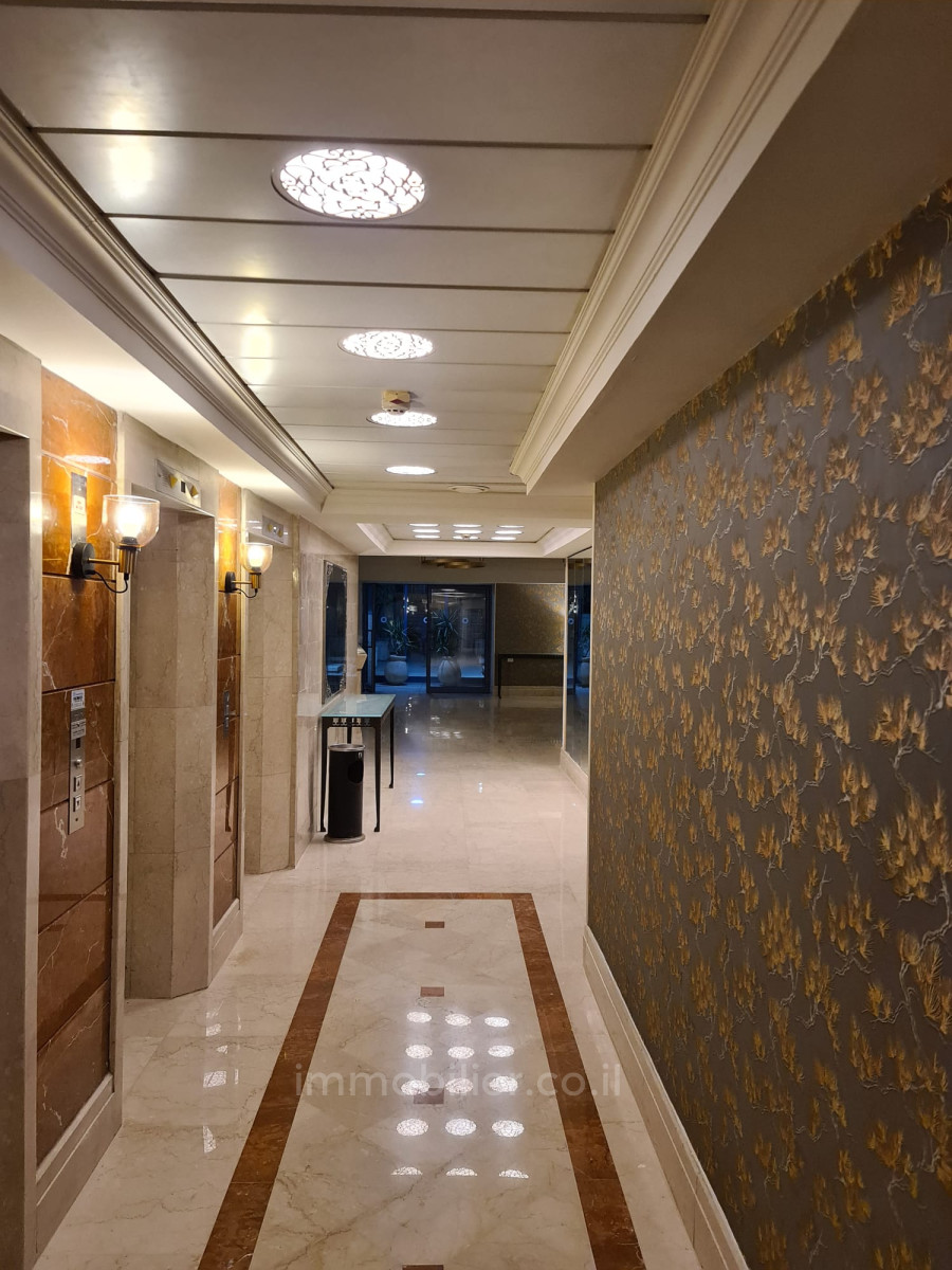 Apartamento 2 cômodos Jerusalém Centro da cidade 245-IBL-1896