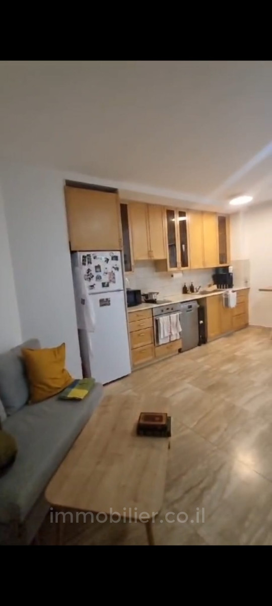 Apartamento 2 cômodos Jerusalém Centro da cidade 245-IBL-1896