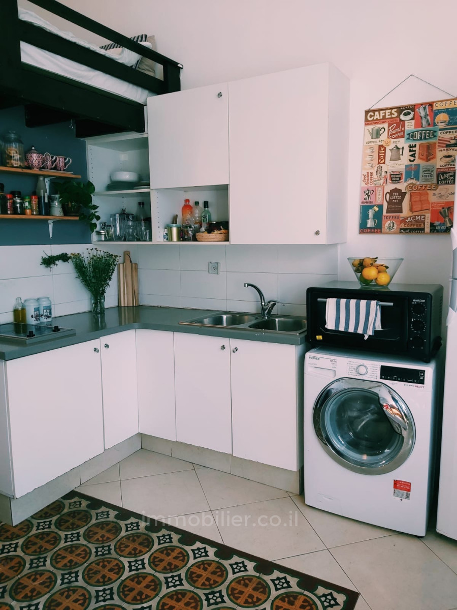 Apartamento 1.5 cômodos Jerusalém Moshava Germanit 245-IBL-1901