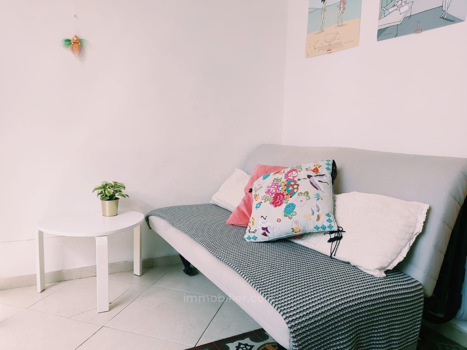 Apartamento 1.5 cômodos Jerusalém Moshava Germanit 245-IBL-1901