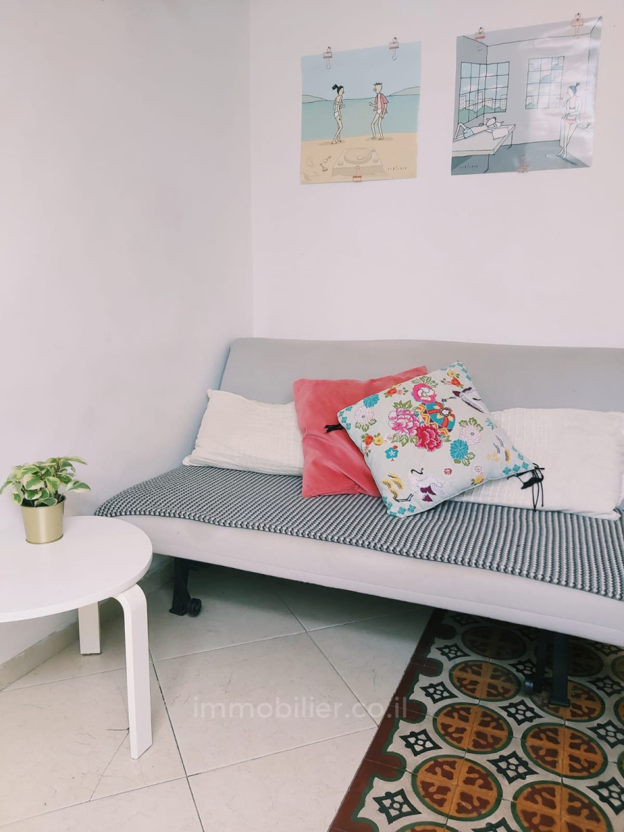 Apartamento 1.5 cômodos Jerusalém Moshava Germanit 245-IBL-1901