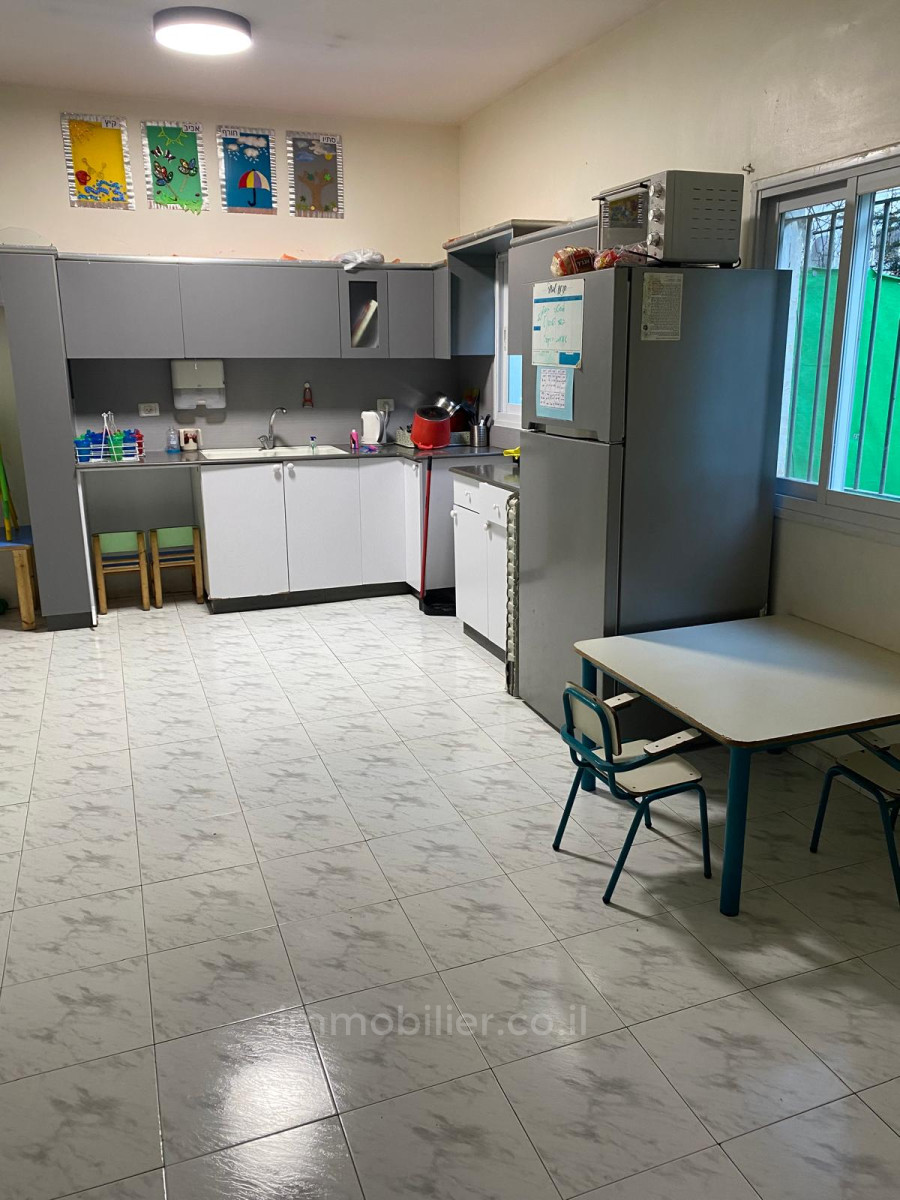 Apartamento garden 3 cômodos Jerusalém Katamon hayeshana 245-IBL-1907