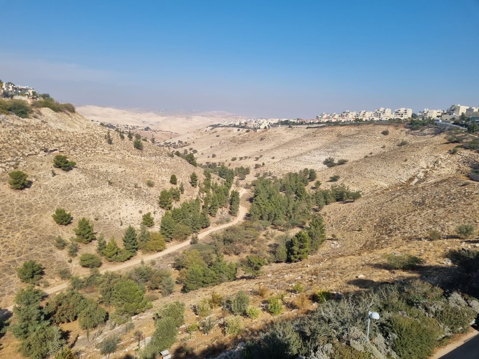 Duplex 6 cômodos Maale Adoumim 03 245-IBL-1908