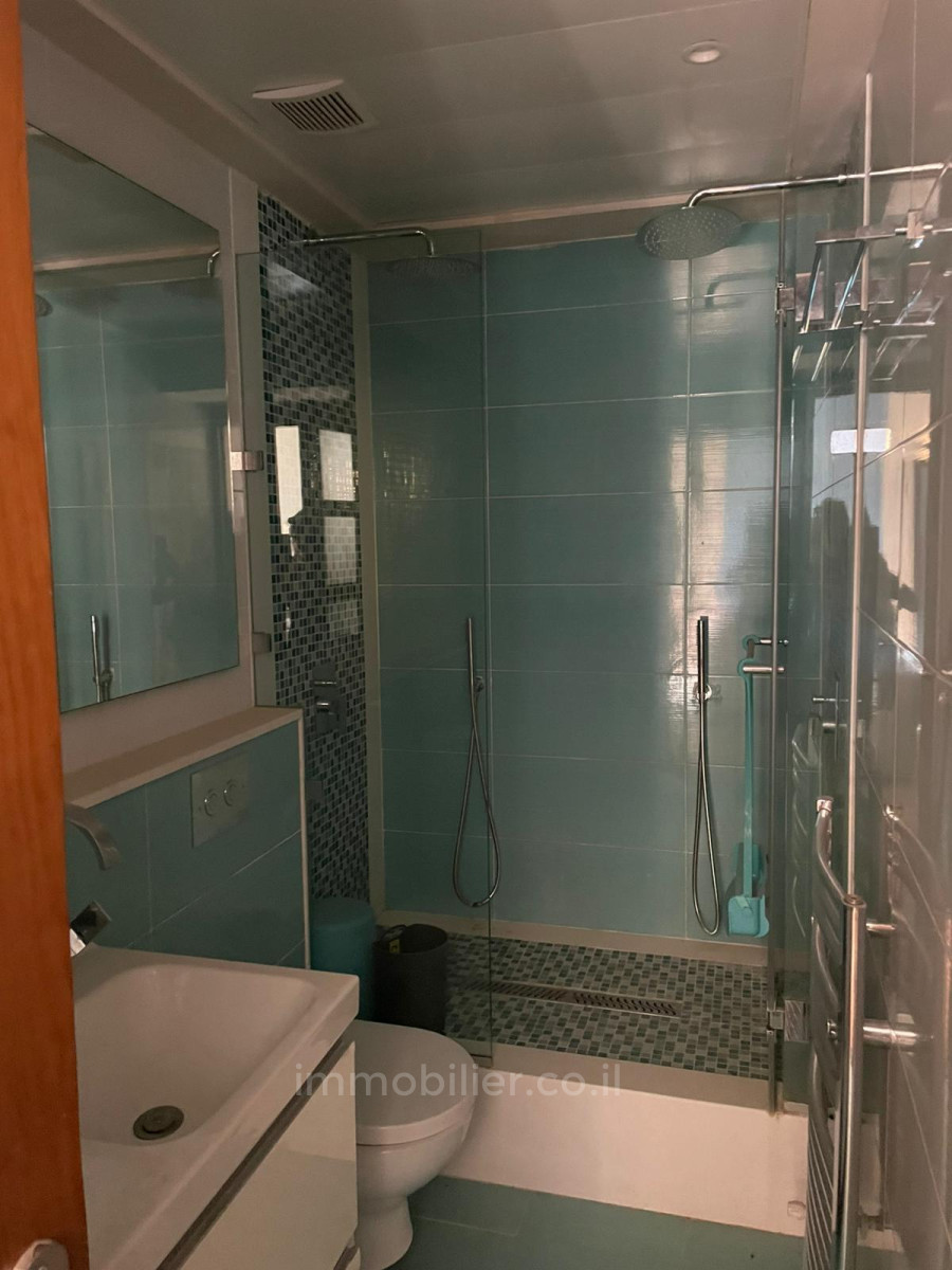 Apartamento 3 cômodos Jerusalém Baka 245-IBL-1919