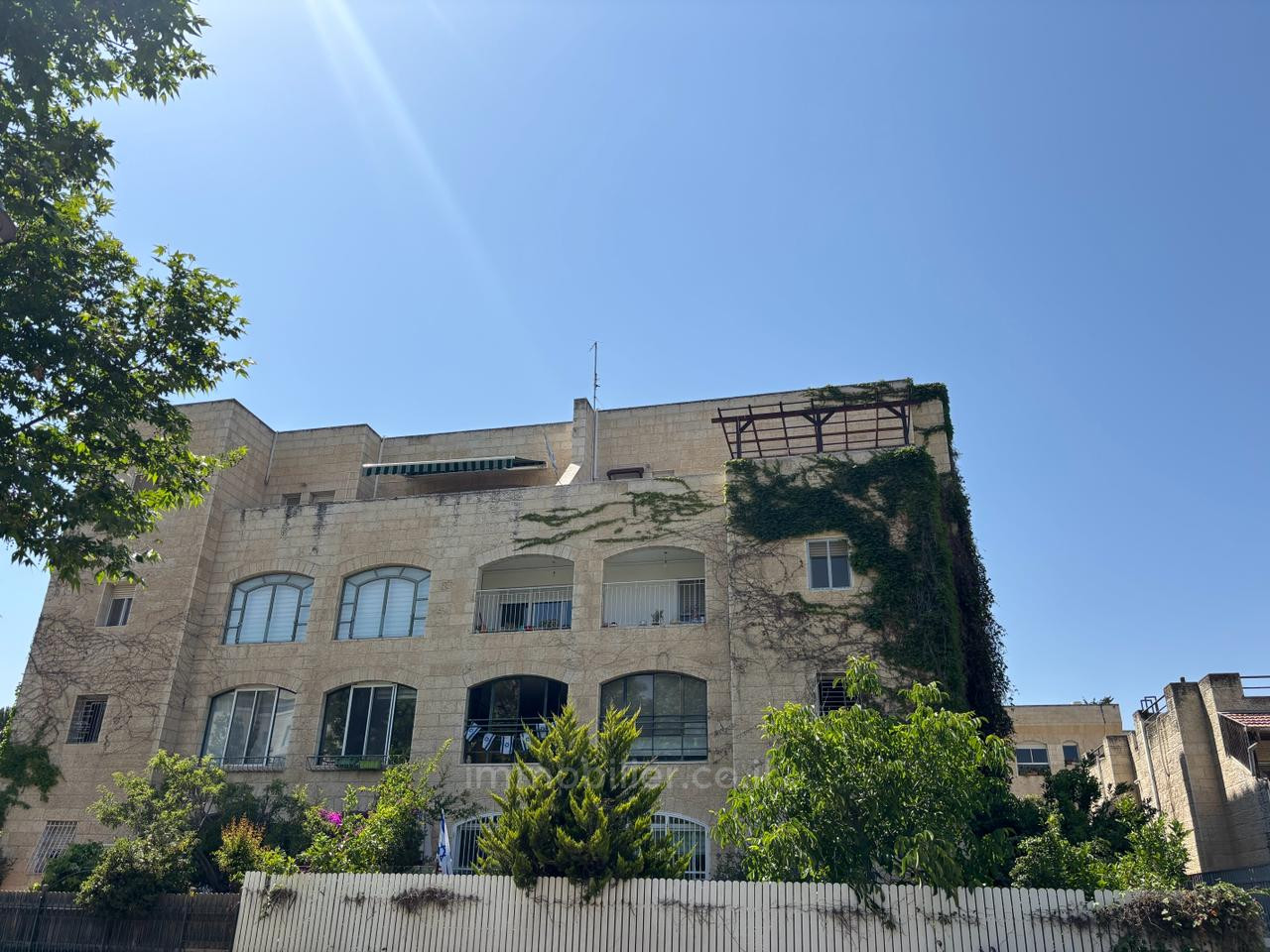 Apartamento 3 cômodos Jerusalém Moshava Germanit 245-IBL-1936