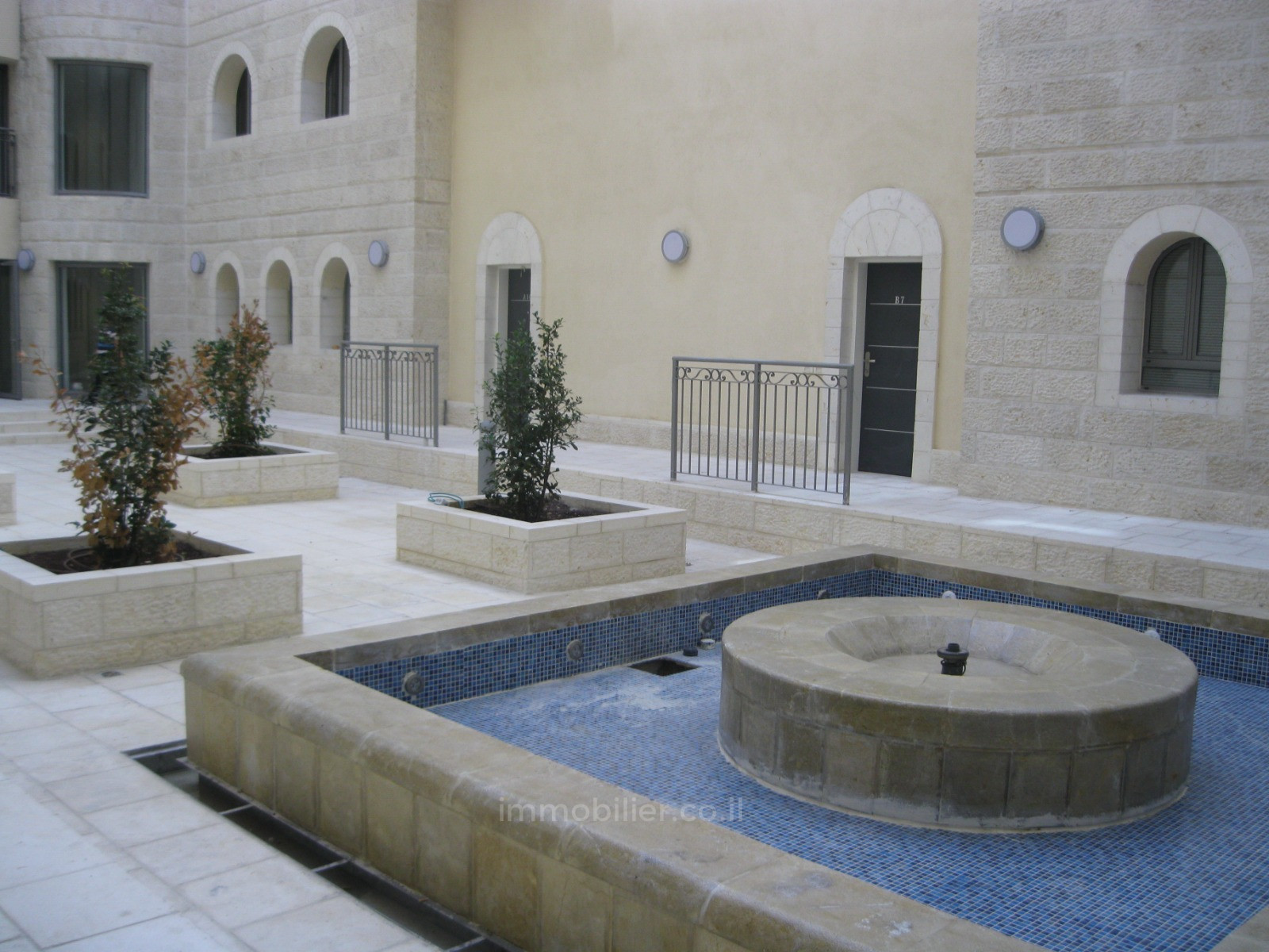 Apartamento 2.5 cômodos Jerusalém Centro da cidade 245-IBL-1939