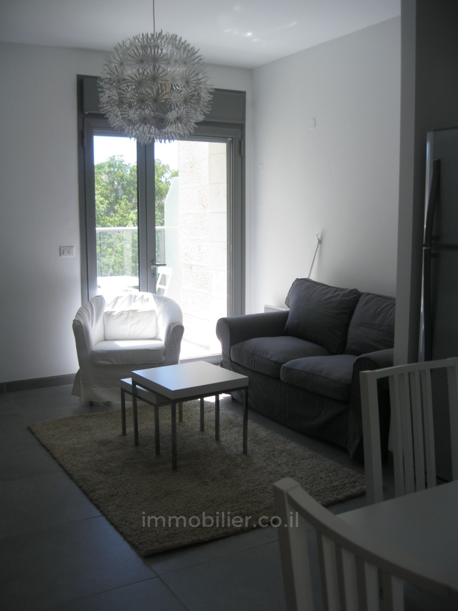 Apartamento 2.5 cômodos Jerusalém Centro da cidade 245-IBL-1939