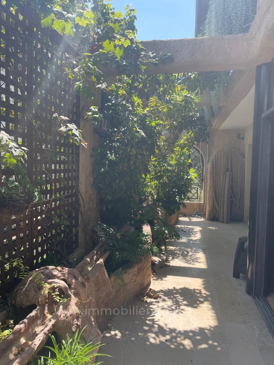  5 cômodos Jerusalém Abu Tor 245-IBL-1940