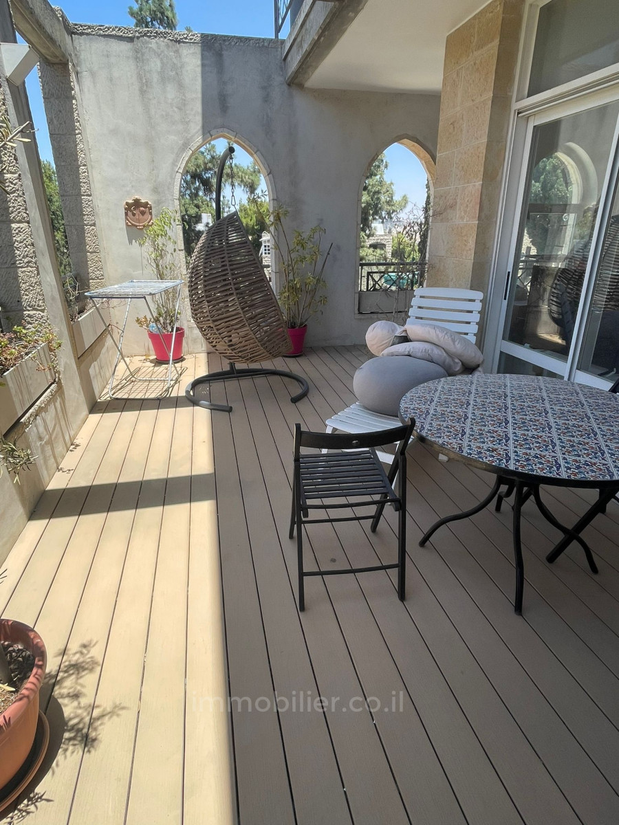 Duplex 6 cômodos Jerusalém Abu Tor 245-IBL-1941