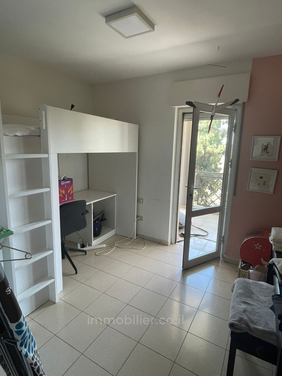 Duplex 6 cômodos Jerusalém Abu Tor 245-IBL-1941