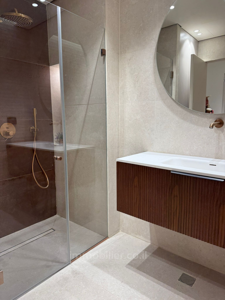 Apartamento 4 cômodos Jerusalém Centro da cidade 245-IBL-1943